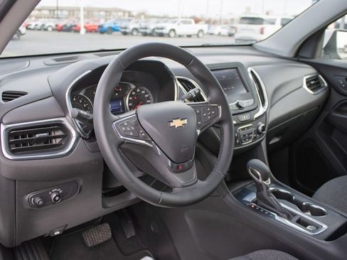 Used 2024 Chevrolet Equinox LT image 19