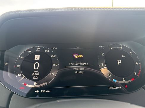 New 2026 Land Rover Range Rover Long Wheelbase SE image 9