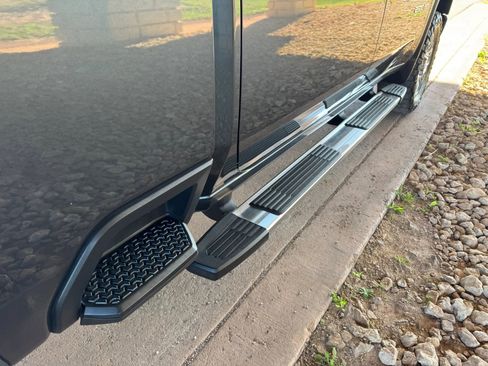 Used 2020 Chevrolet Silverado 2500 High Country w/ Technology Package image 25