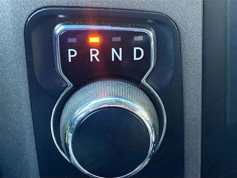 Used 2022 RAM 1500 Tradesman w/ Chrome Appearance Group image 17