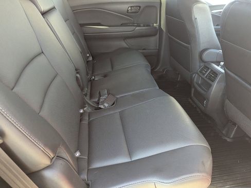 Certified 2023 Honda Passport EX-L image 11