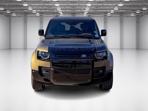 New 2025 Land Rover Defender 110 X image 8