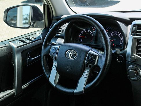 Used 2024 Toyota 4Runner SR5 Premium AWD/4WD image 17
