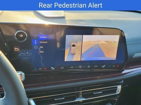 New 2026 Chevrolet Traverse Z71 w/ Enhanced Driving Package image 29