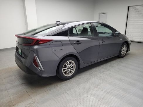 Used 2021 Toyota Prius Prime LE FWD image 10