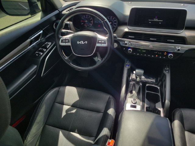 Used 2022 Kia Telluride EX w/ EX Premium Package AWD/4WD image 16