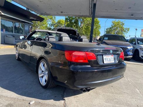 Used 2011 BMW 328i Convertible RWD image 3