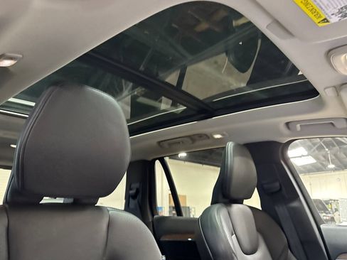 Used 2023 Volvo XC90 T8 Plus w/ Protection Package Premier AWD/4WD image 20