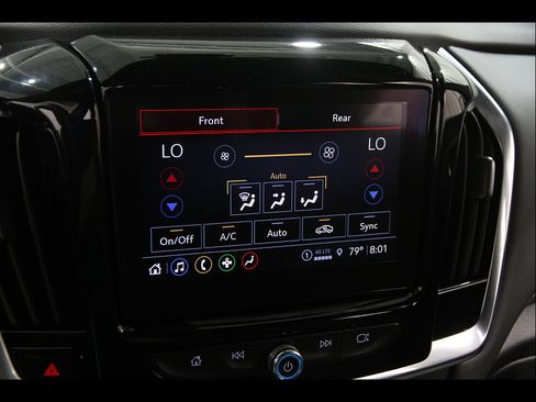 Certified 2023 Chevrolet Traverse LT FWD image 13