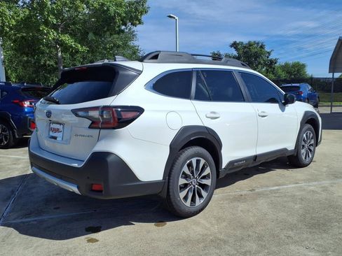 New 2025 Subaru Outback Limited image 4