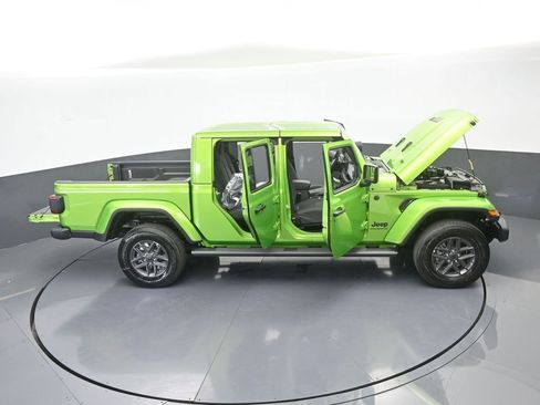 New 2026 Jeep Gladiator Sport image 65