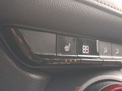 Used 2019 Chevrolet Blazer RS AWD/4WD image 23