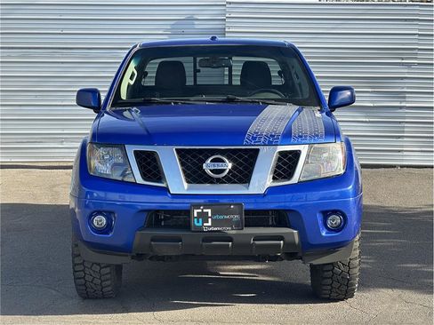 Used 2015 Nissan Frontier PRO-4X image 7