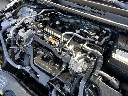 Certified 2025 Toyota Corolla SE image 30