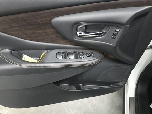 Used 2023 Nissan Murano Platinum w/ Cargo Package FWD image 14