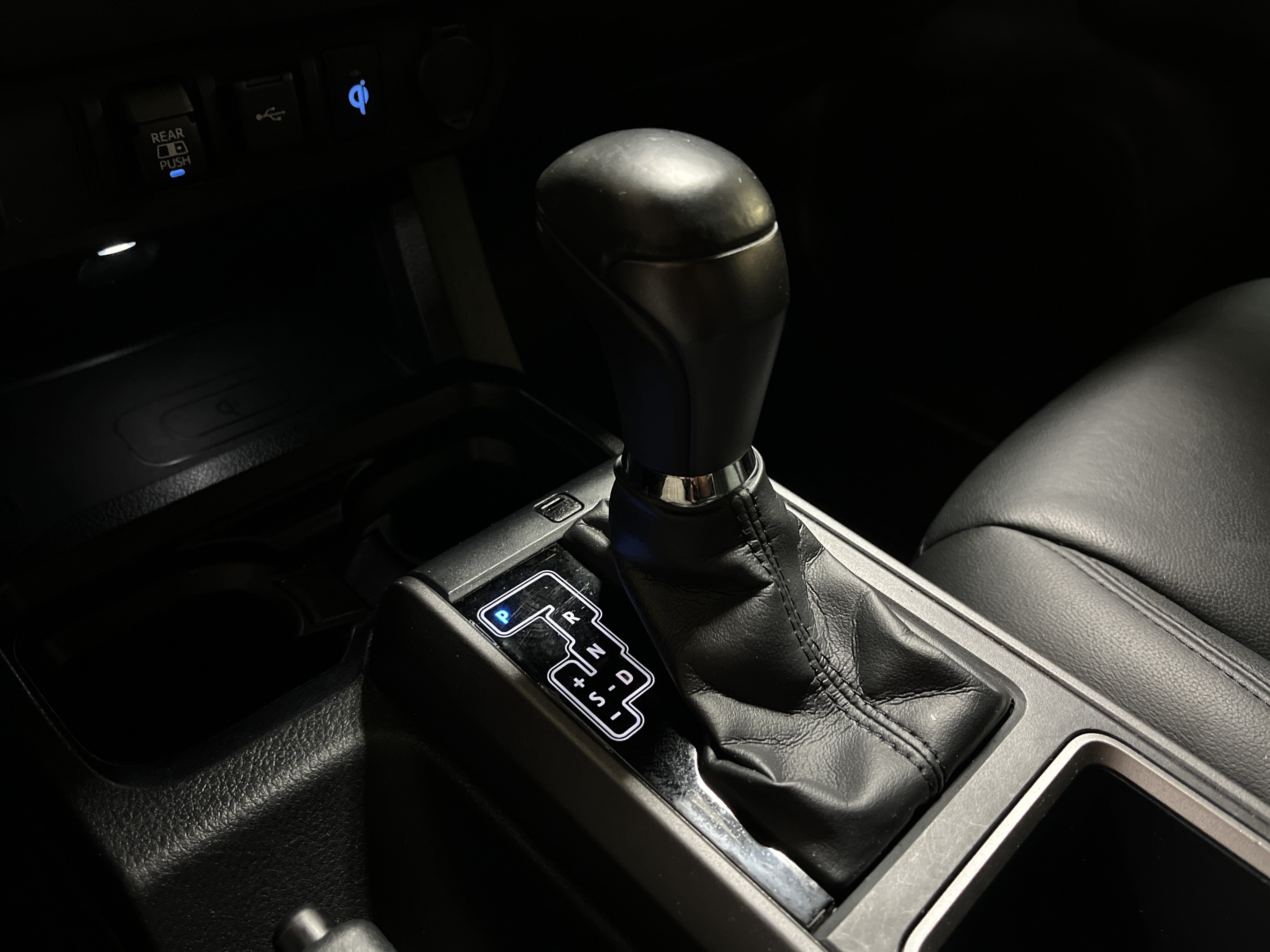 Used 2020 Toyota Tacoma TRD Off-Road RWD image 10