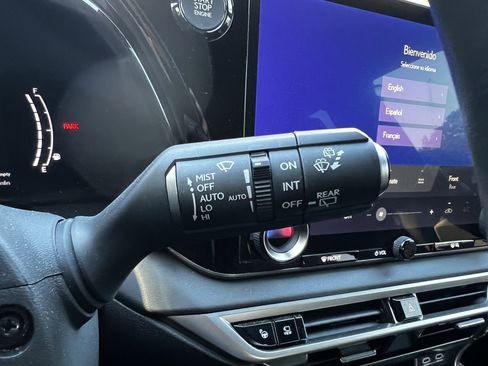 Used 2024 Lexus RX 350 FWD image 21