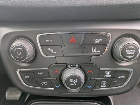 Used 2021 Jeep Compass Limited AWD/4WD image 8