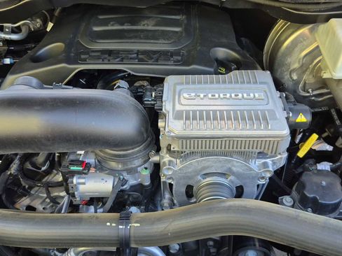 Used 2022 RAM 1500 Laramie w/ Sport Appearance Package image 13