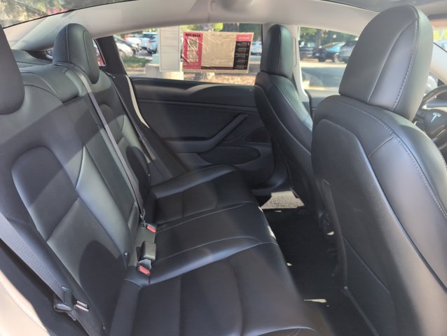 Used 2018 Tesla Model 3 Long Range RWD image 26