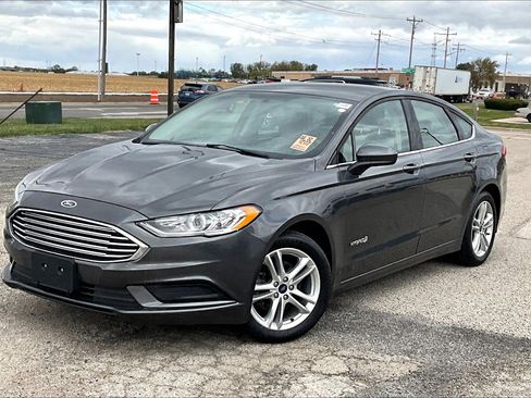 Used 2018 Ford Fusion S image 7