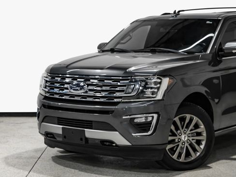Used 2019 Ford Expedition Limited w/ Cargo Package image 10