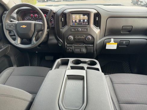 New 2026 Chevrolet Silverado 2500 Custom image 6