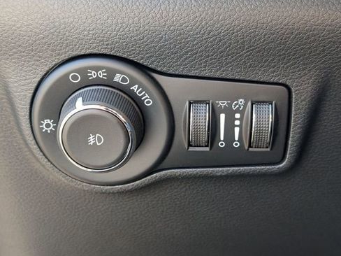 New 2026 Jeep Compass Trailhawk image 14