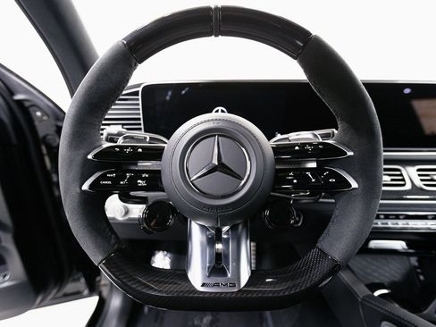 Used 2025 Mercedes-Benz GLS 63 AMG GLS 63 AMG image 12