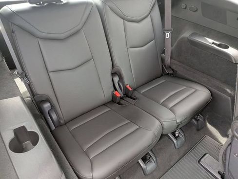 Used 2020 Cadillac XT6 Premium Luxury AWD/4WD image 32