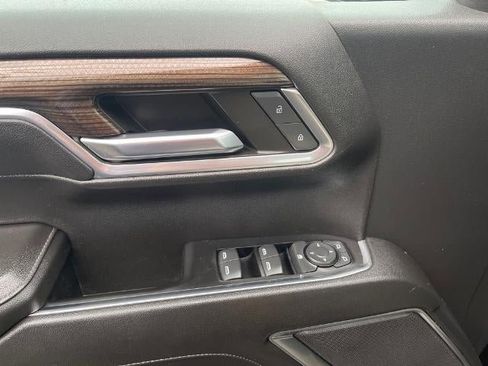 Used 2022 Chevrolet Silverado 1500 LT image 17