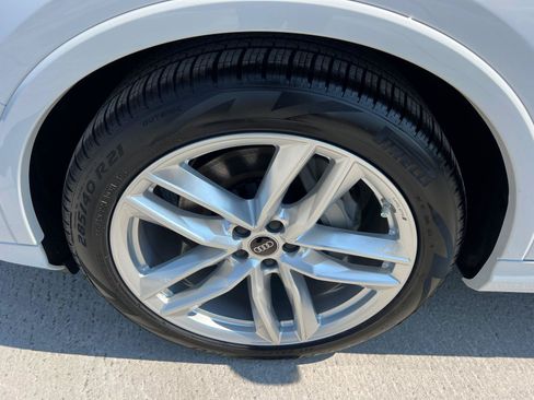 New 2025 Audi Q7 3.0T Premium Plus AWD/4WD image 11