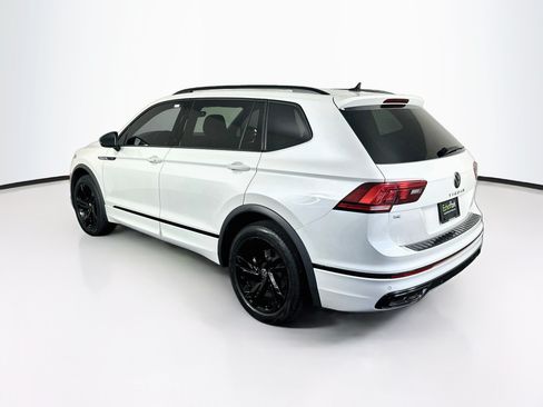 Used 2023 Volkswagen Tiguan SE R-Line FWD image 5