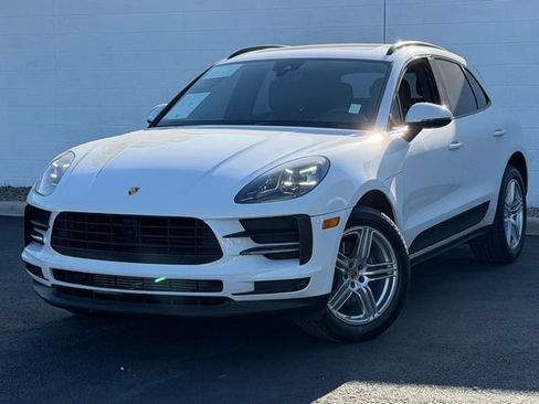 Used 2019 Porsche Macan AWD/4WD image 1