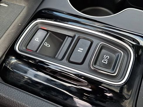 Used 2023 Honda Pilot Elite image 16