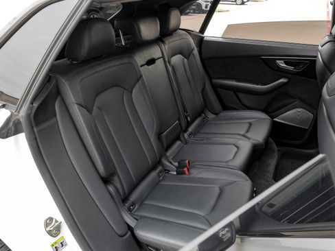 Used 2019 Audi Q8 Prestige AWD/4WD image 38