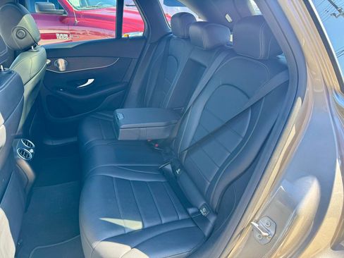 Used 2020 Mercedes-Benz GLC 300 4MATIC image 15