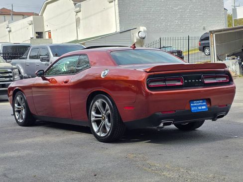 Used 2020 Dodge Challenger GT w/ Plus Package RWD image 5