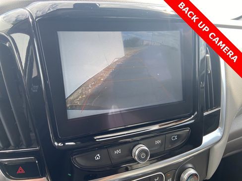 Used 2019 Chevrolet Traverse LT w/ LPO, Floor Liner Package image 3