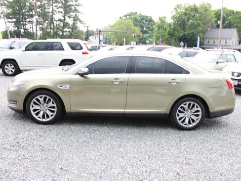 Used 2013 Ford Taurus Limited FWD image 10