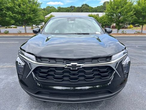New 2026 Chevrolet Trax LS w/ LS Convenience Package FWD image 14