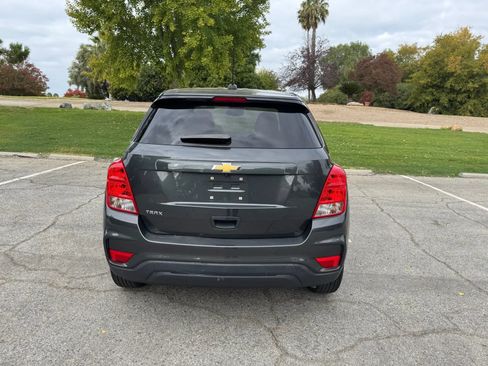 Used 2020 Chevrolet Trax LS w/ Tint and Cruise Package FWD image 2