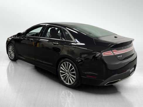 Used 2020 Lincoln MKZ image 8