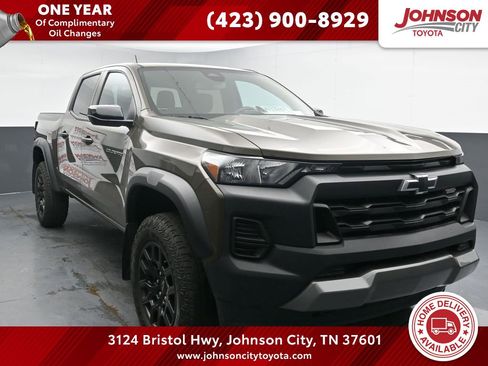 Used 2023 Chevrolet Colorado Trail Boss image 1