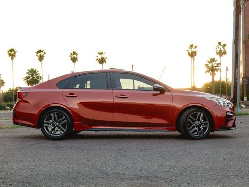 Used 2021 Kia Forte GT-Line w/ GT-Line Premium Package image 6