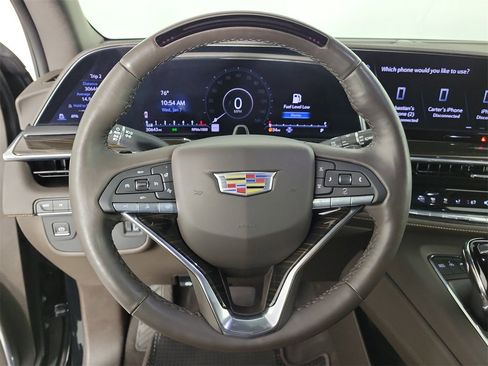 Used 2023 Cadillac Escalade ESV Premium Luxury image 21