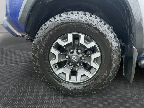 Used 2023 Toyota Tacoma TRD Off-Road image 14