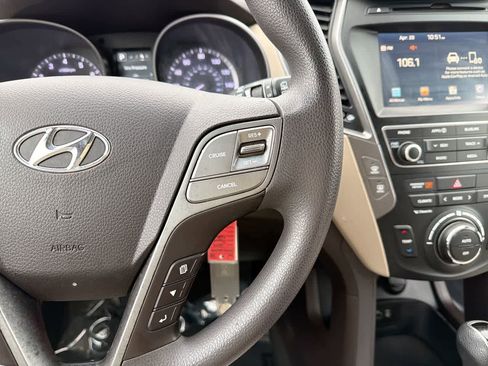Used 2017 Hyundai Santa Fe Sport AWD/4WD image 29