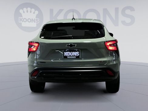 Used 2024 Chevrolet Trax RS w/ Driver Confidence Package image 15