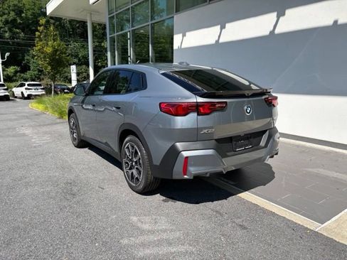 New 2026 BMW X2 xDrive28i w/ Convenience Package AWD/4WD image 9